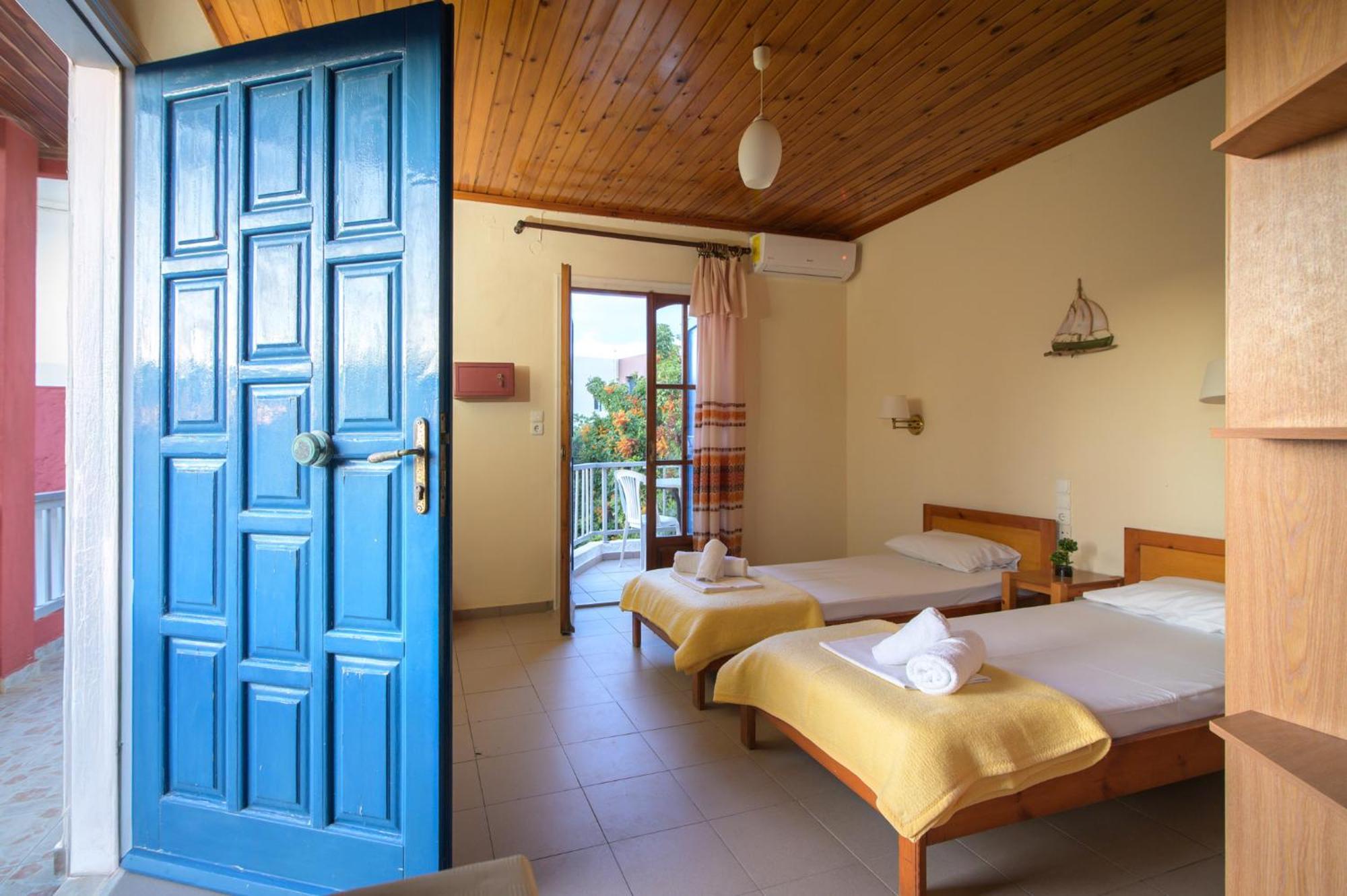 Haris Apartments Kokkini Hani Dış mekan fotoğraf
